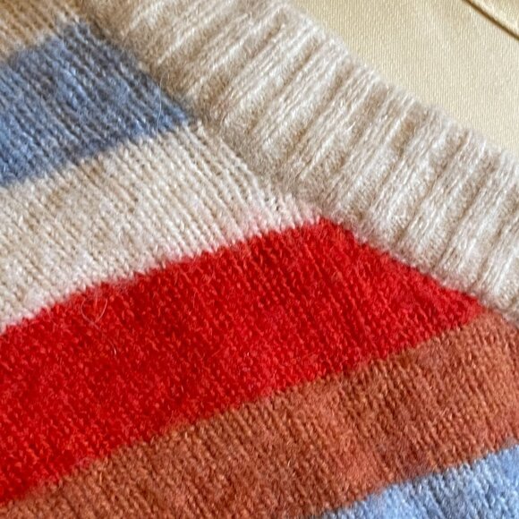 🌸 Fuzzy Rainbow Madewell sweater top colorful striped oversized size XL - Picture 5 of 6